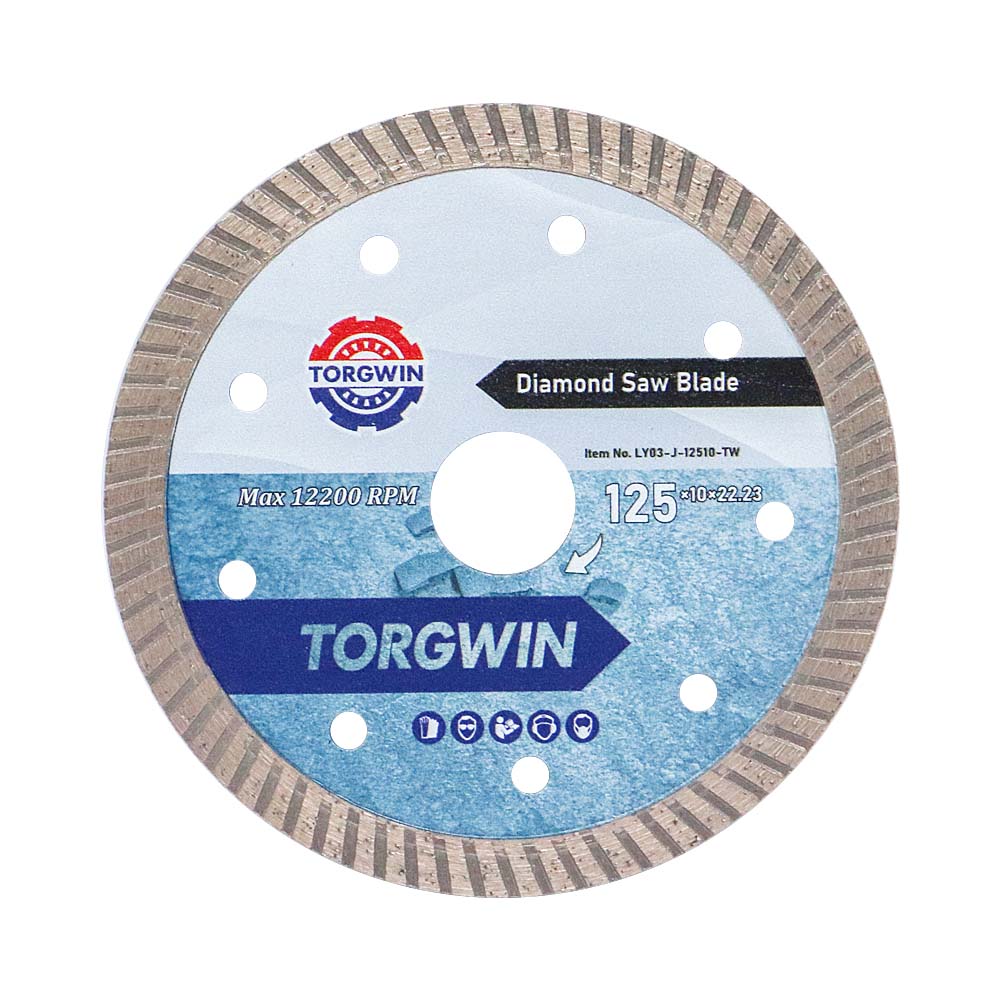 Chonaic Diamond Turbo 125mm Blade chun eibhear a ghearradh