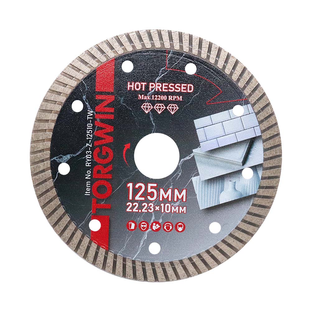 Turbo Diamond te brúite te Blade pro for tíl