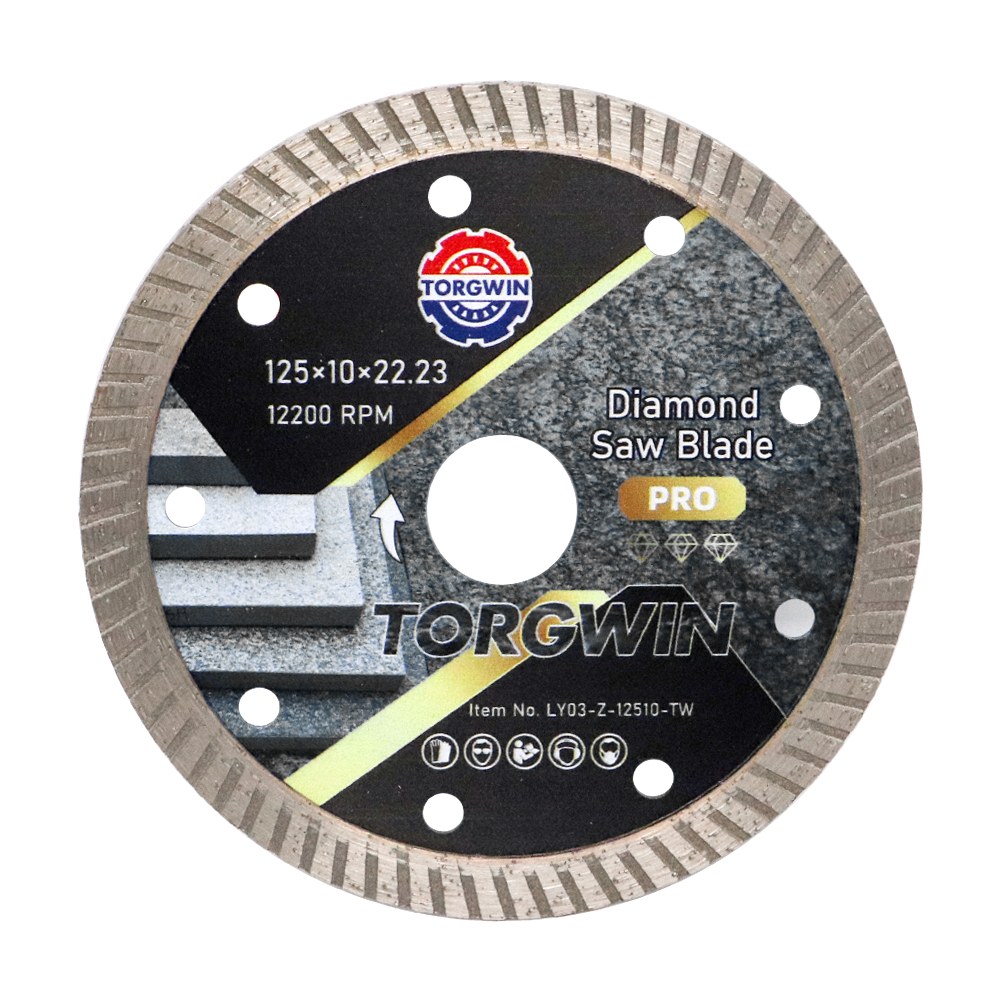 Chonaic Turbo Diamond Blade chun eibhear a ghearradh